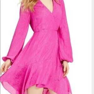Guess- pink paisley flowy wrap dress